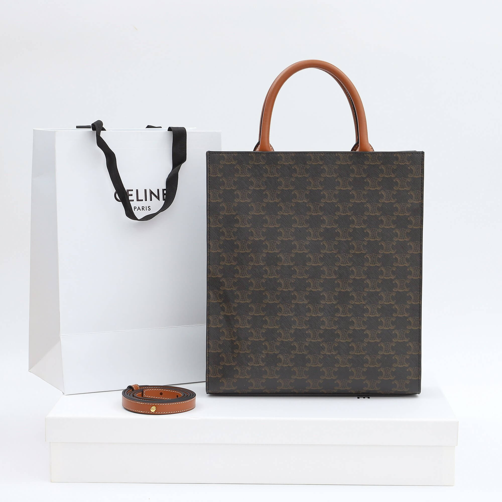 CELINE Vertical Cabas bag in calfskin with logo print and Celine print