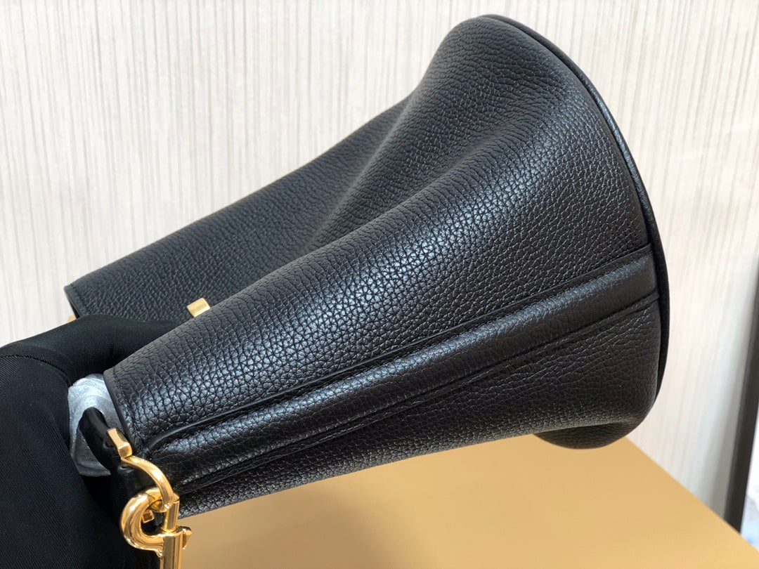Celine Teen Bucket 16 Bag