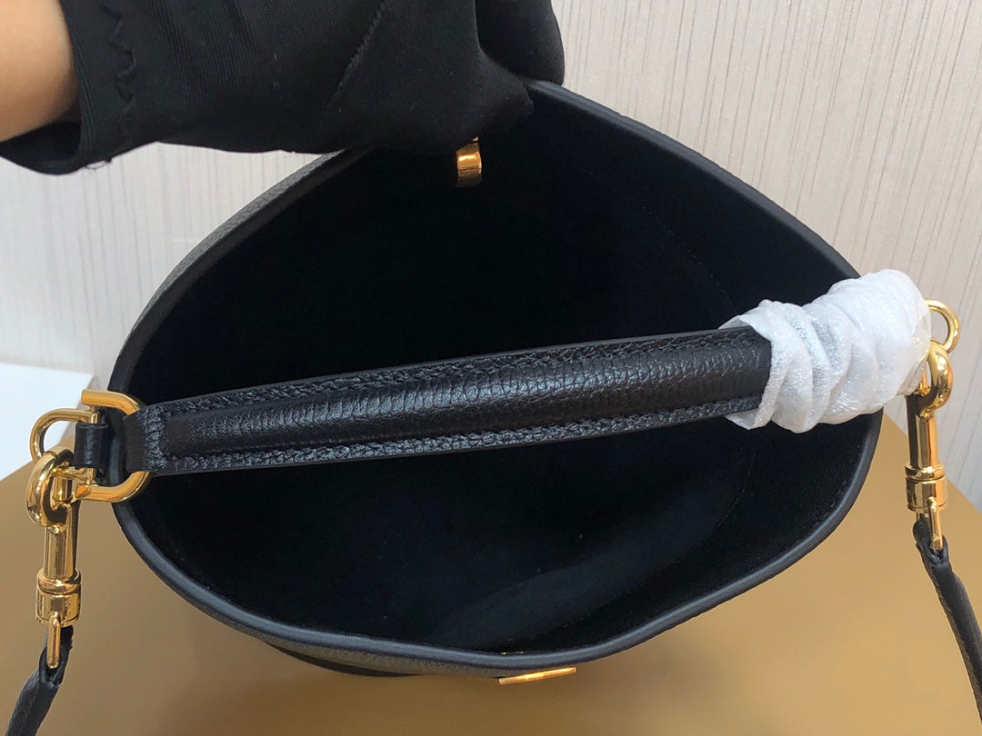 Celine Teen Bucket 16 Bag