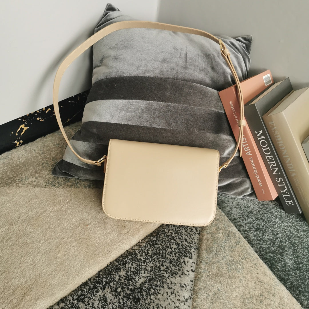 Celine Teen Triomphe Bag