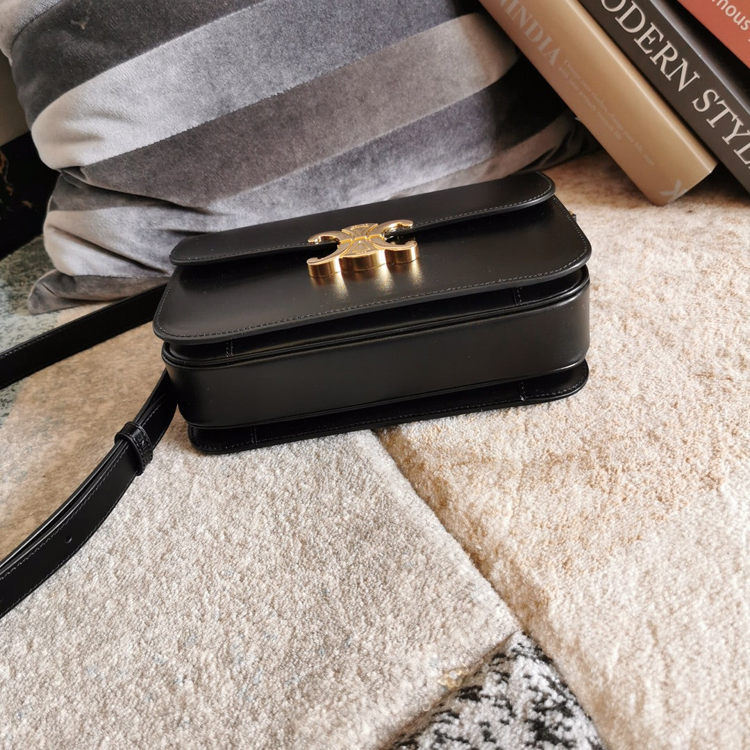 Celine Teen Triomphe Bag