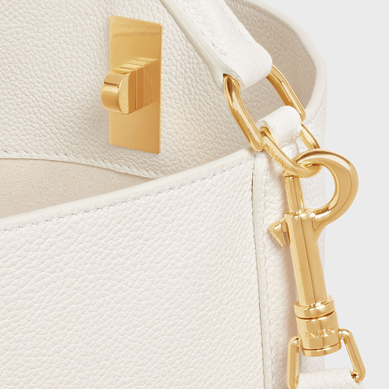 BUCKET 16 BAG IN SUPPLE GRAINED CALFSKIN