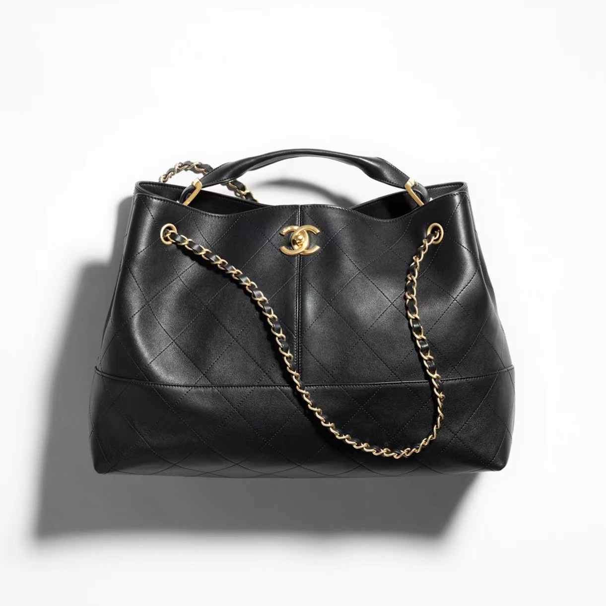 CHANEL 25 Shopping Bag