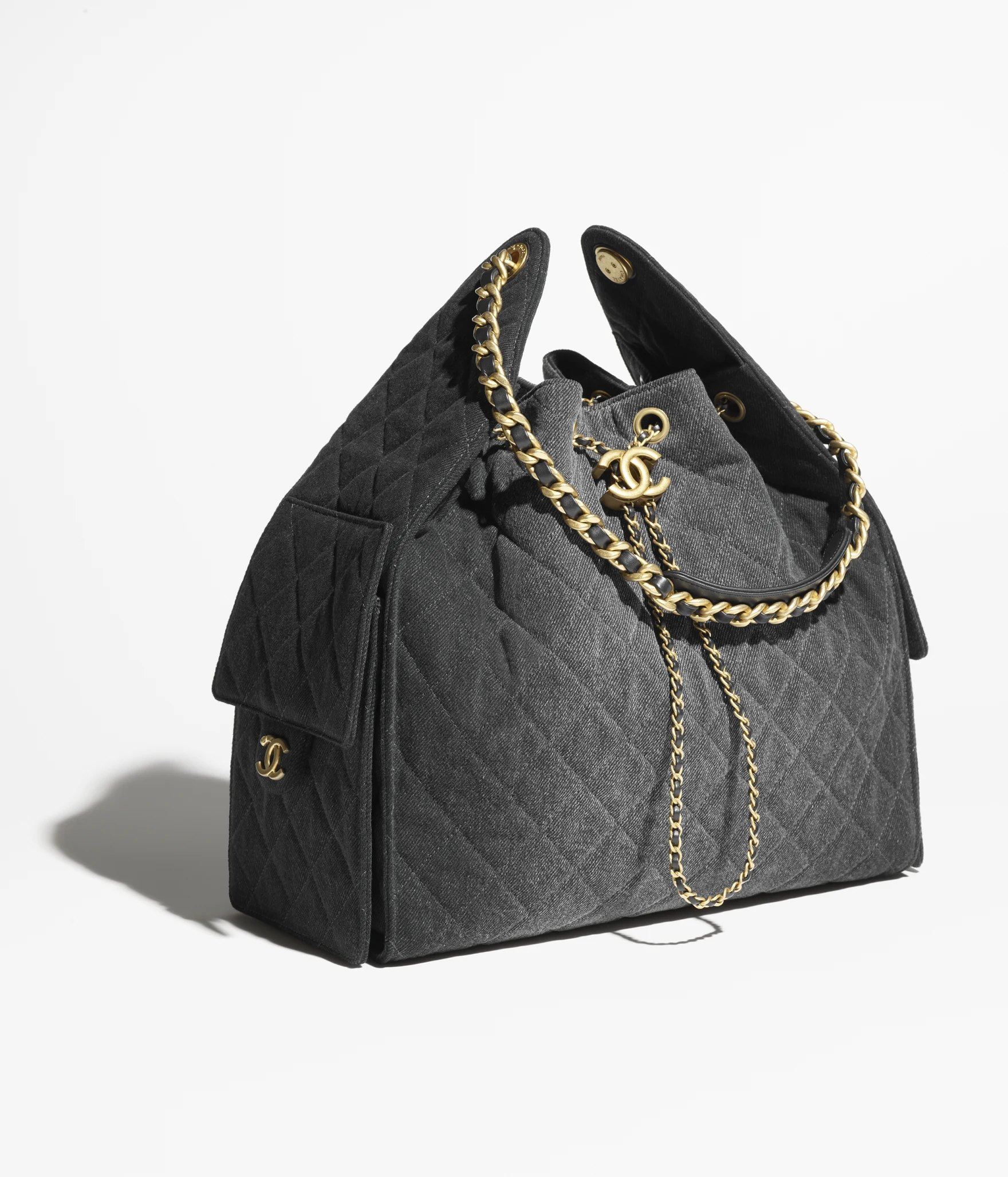 CHANEL 25 samll Handbag Washed Denim Black