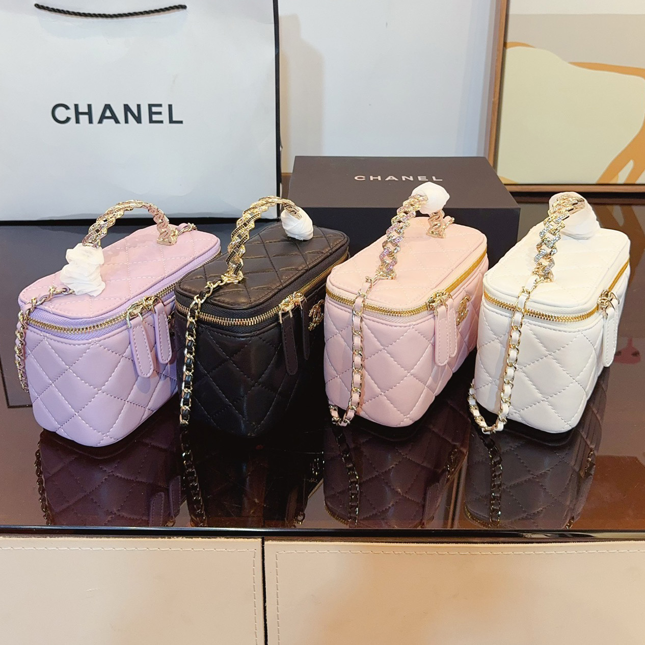 Clutch with Chain