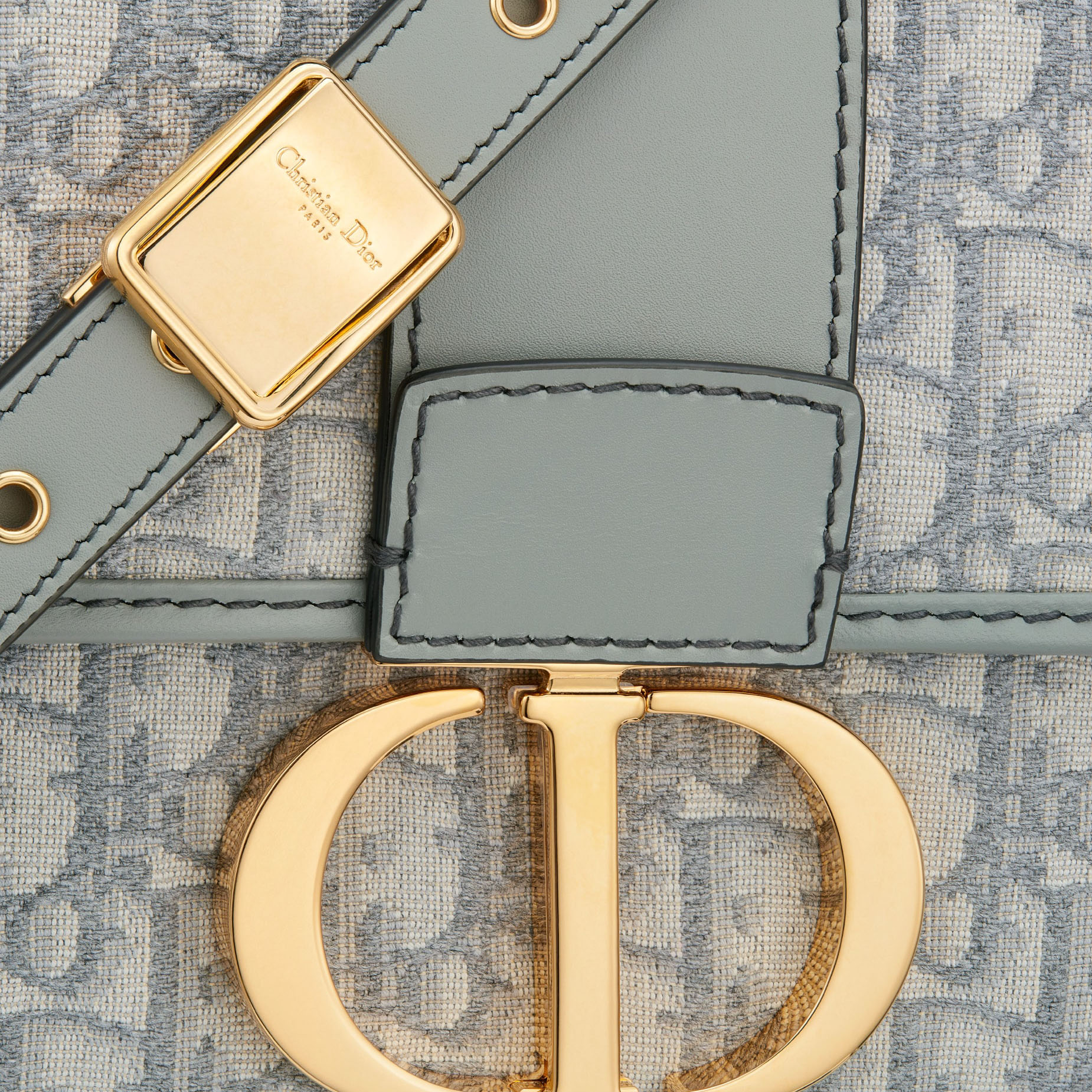 30 MONTAIGNE BAG