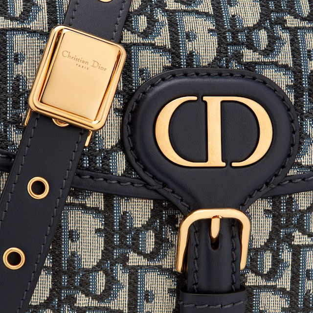 MEDIUM BOBBY BAG