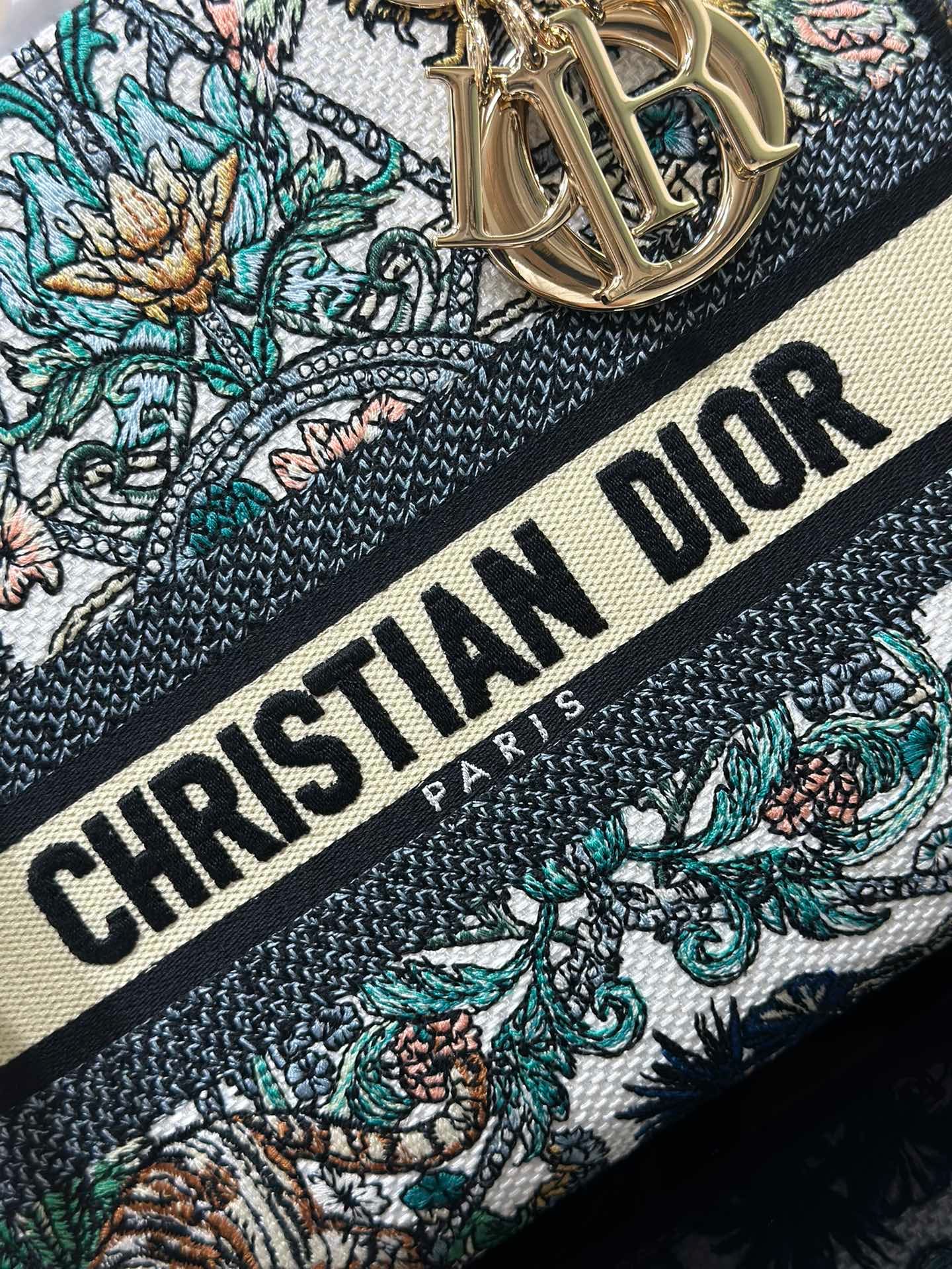Christian Dior Medium Lady D Lite Bag