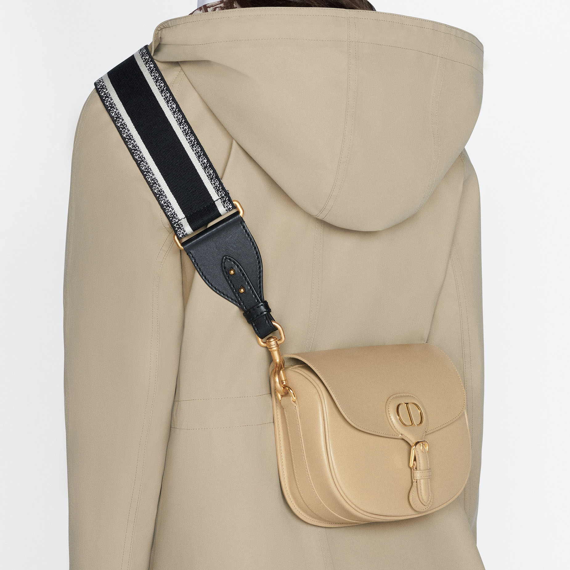 MEDIUM BOBBY BAG