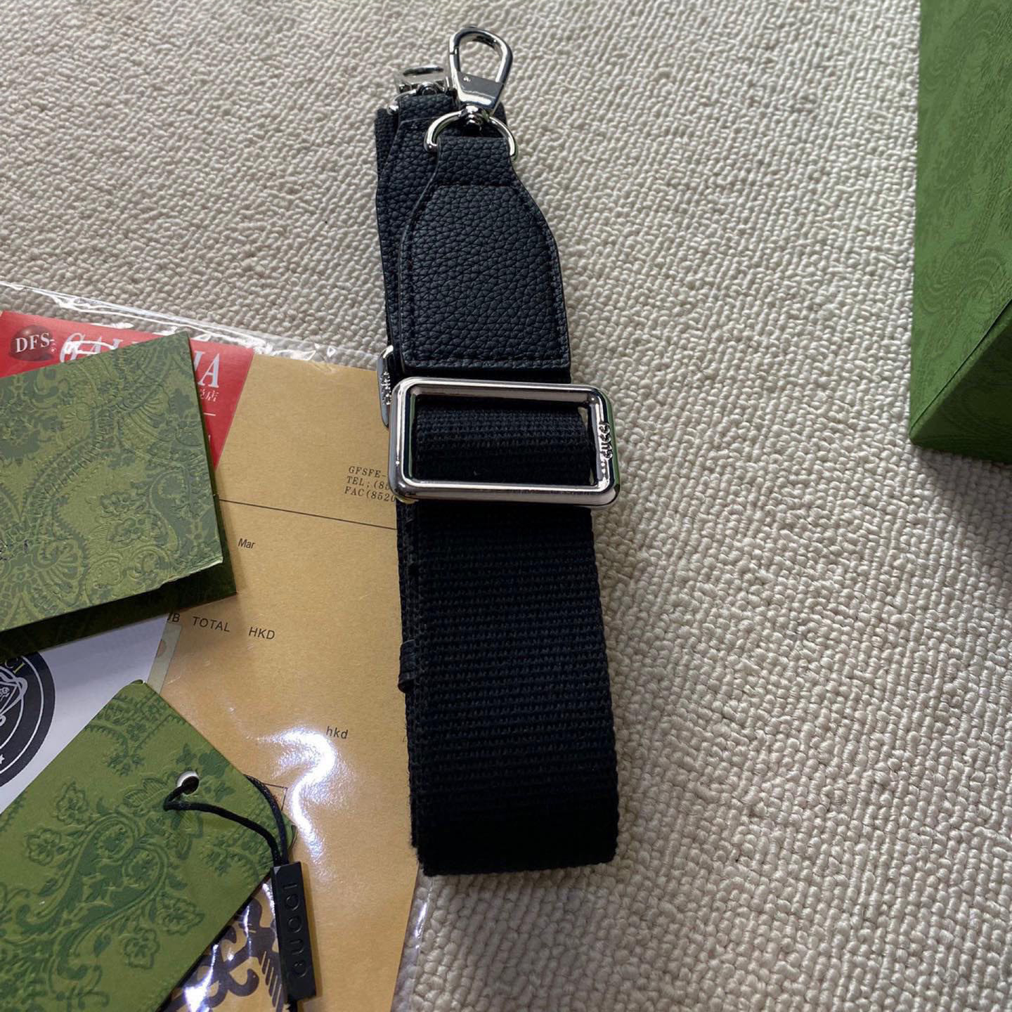 JUMBO MEDIUM MESSENGER BAG
