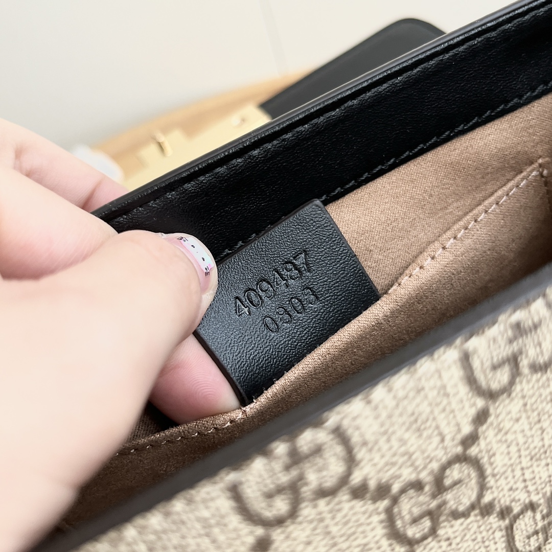 Gucci GG Supreme Padlock Small Shoulder - Bag
