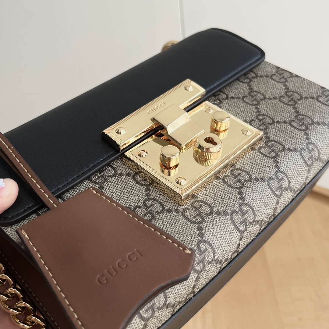 Gucci GG Supreme Padlock Small Shoulder - Bag