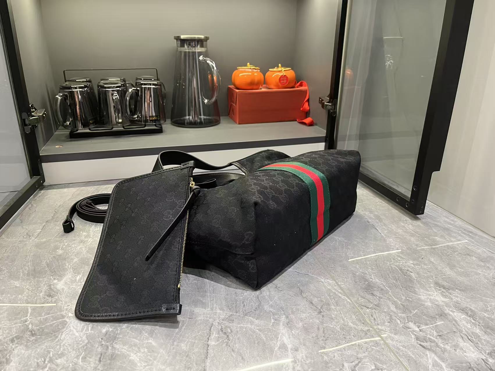 Gucci Giglio Small tote bag Dark black - Bag
