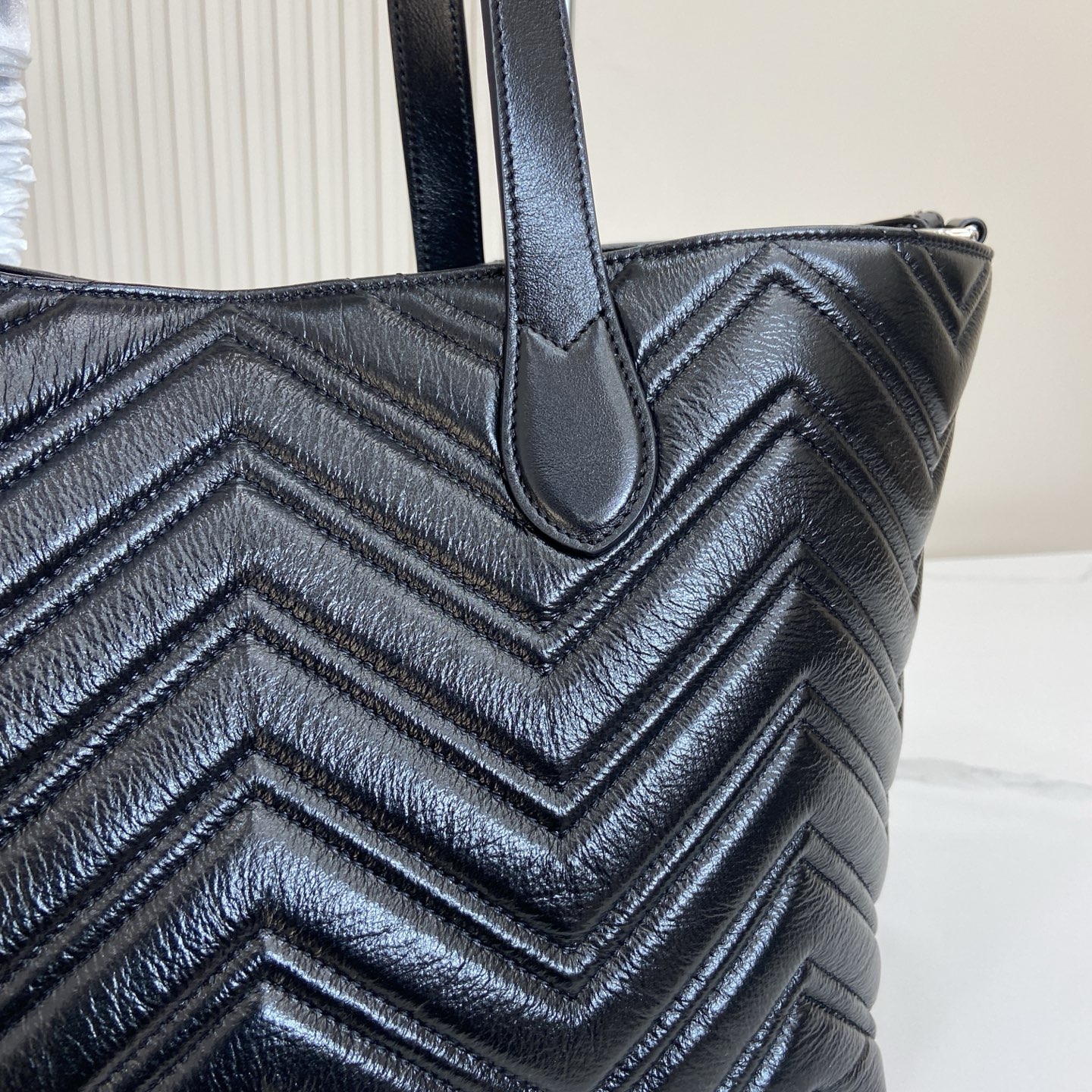 Gucci GG Marmont Medium tote bag Black - Bag