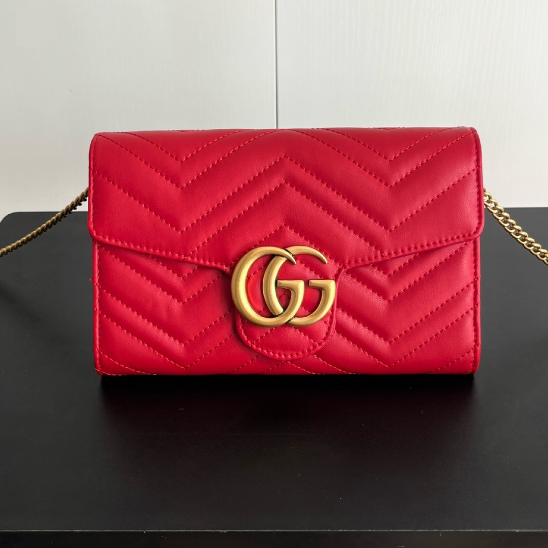 Gucci Marmont Chain Wallet - Red Gold Wallet