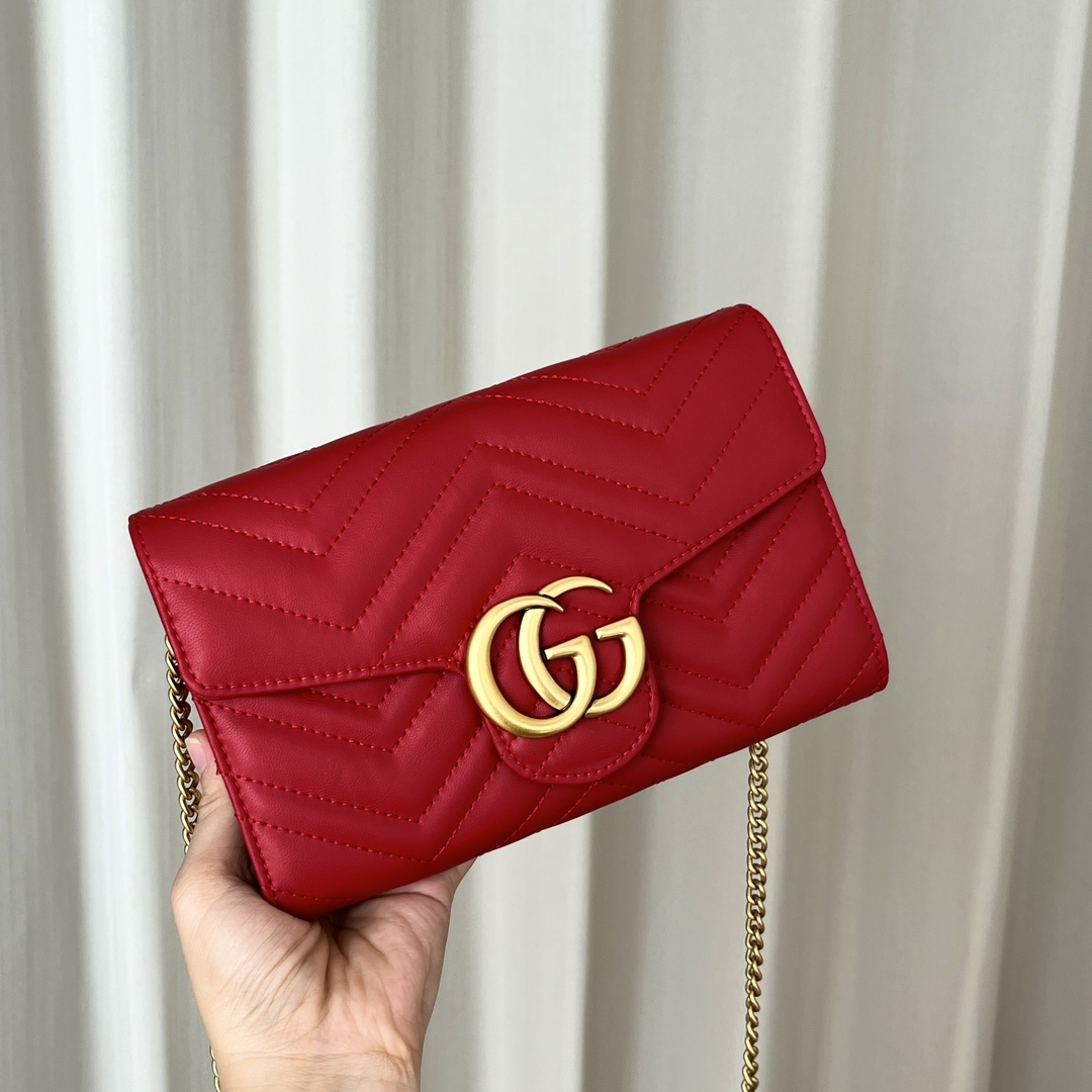 Gucci Marmont Chain Wallet - Red Gold Wallet