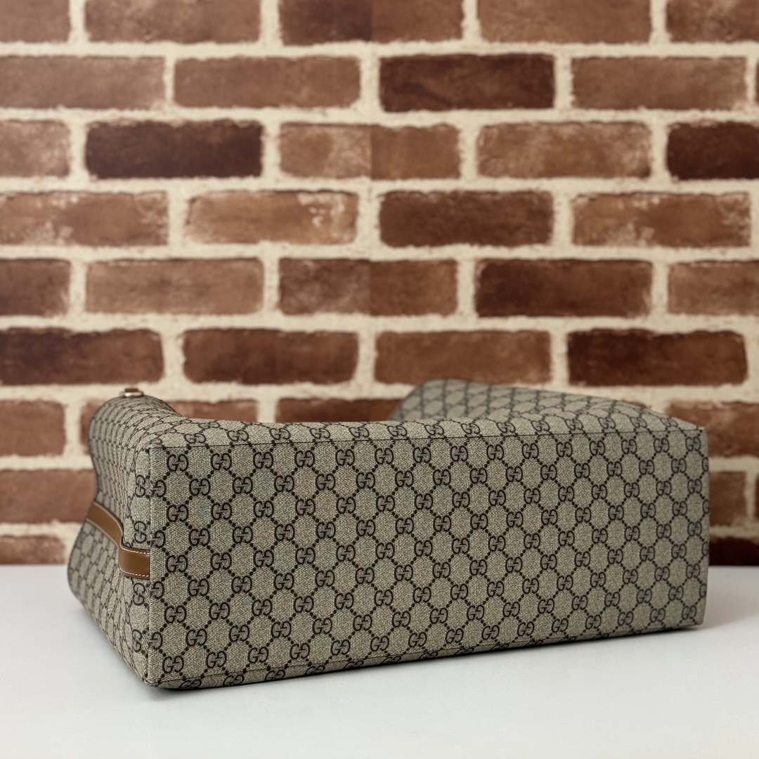 [TOP] Gucci GG Emblem Maxi brown tote bag