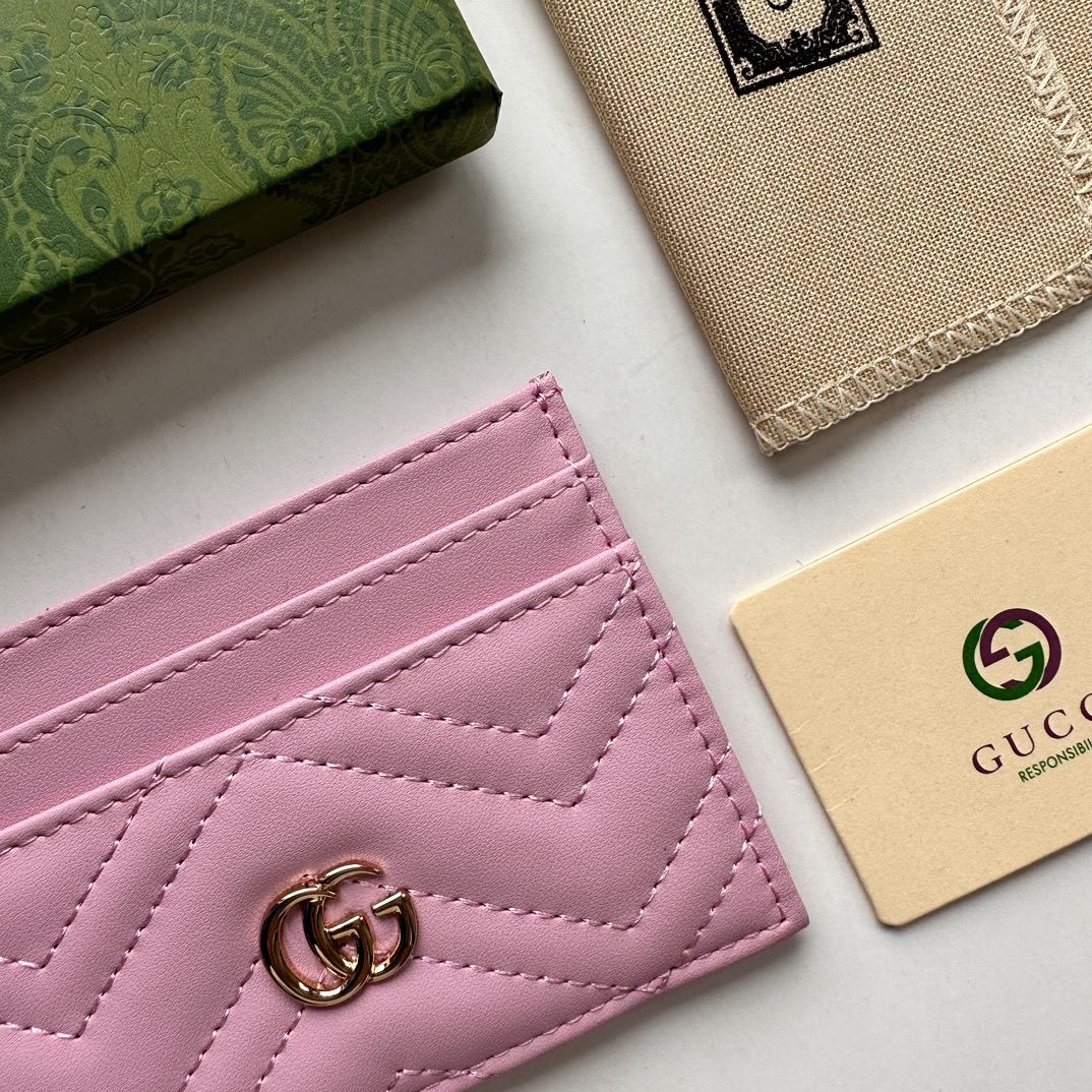 Gucci GG Marmont card case pink leather-wallet