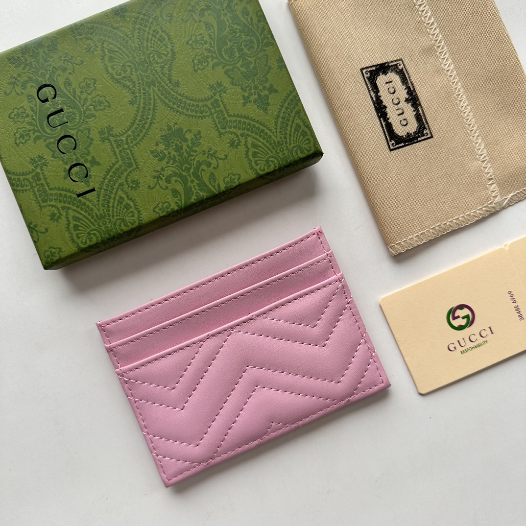 Gucci GG Marmont card case pink leather-wallet