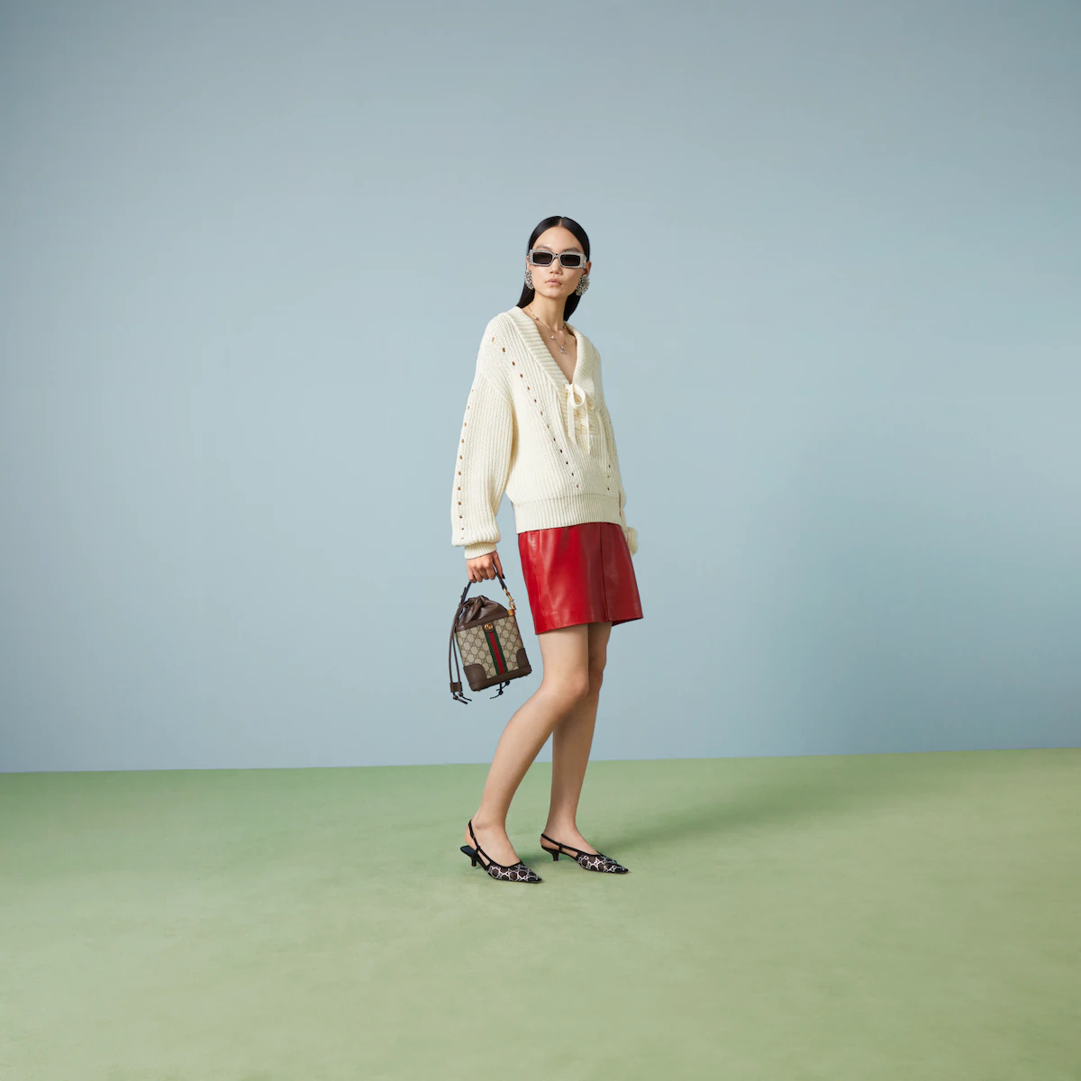OPHIDIA BUCKET BAG