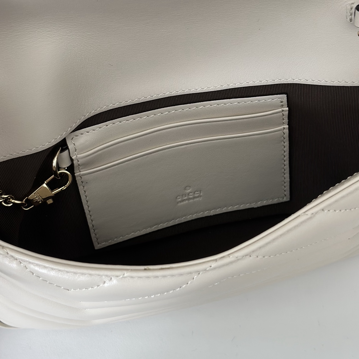 Gucci GG Marmont White Matelassé Chevron Leather Small Shoulder Bag