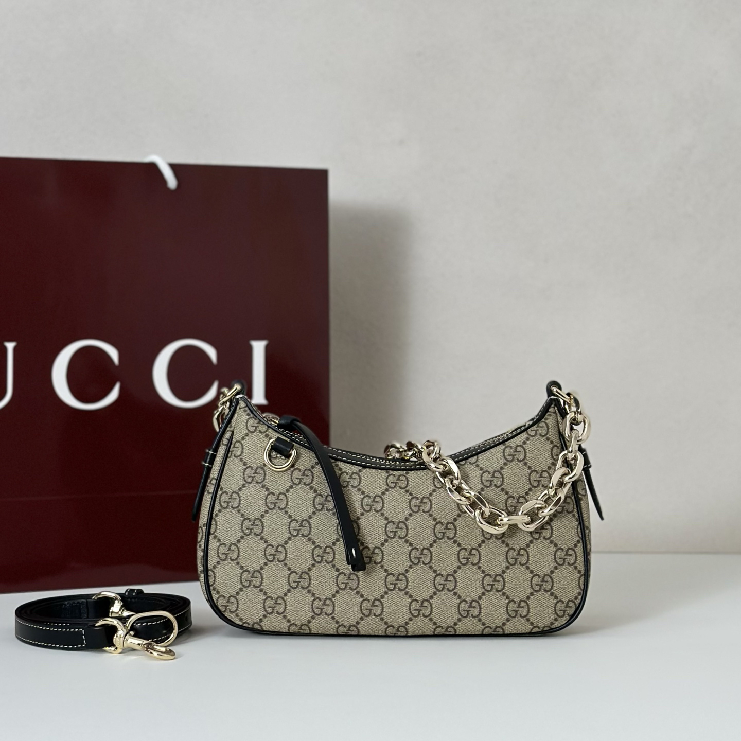 Gucci GG Emblem small shoulder bag- Black