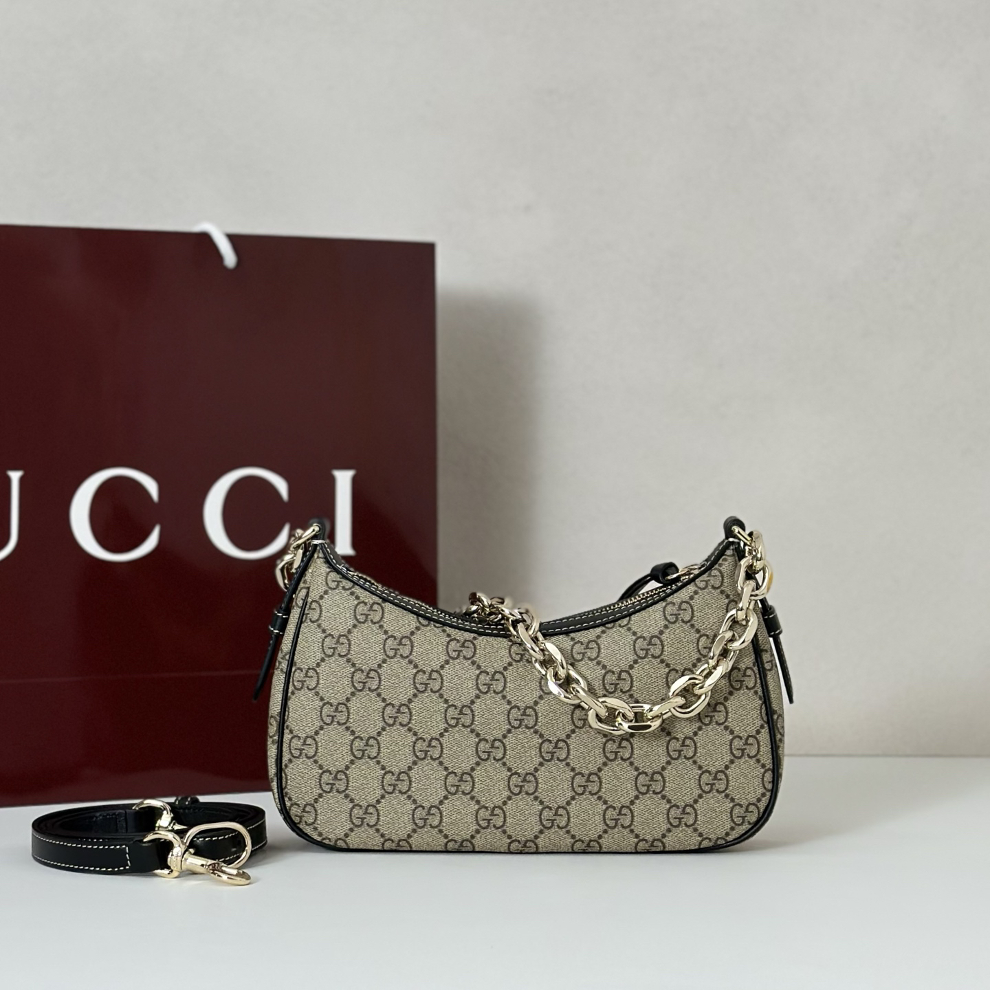 Gucci GG Emblem small shoulder bag- Black