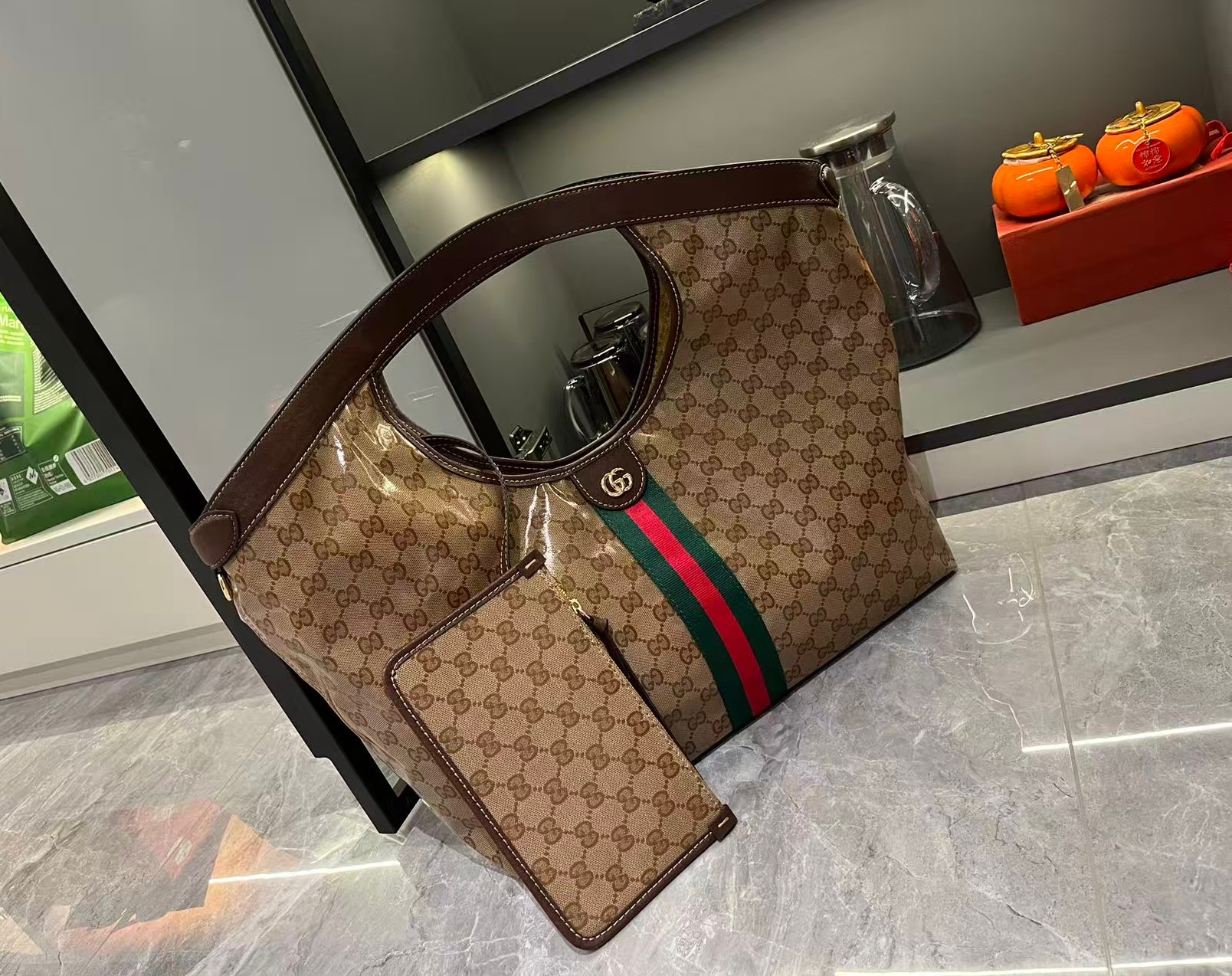 Gucci Giglio GG large tote bag varnished GG fabric - Bag