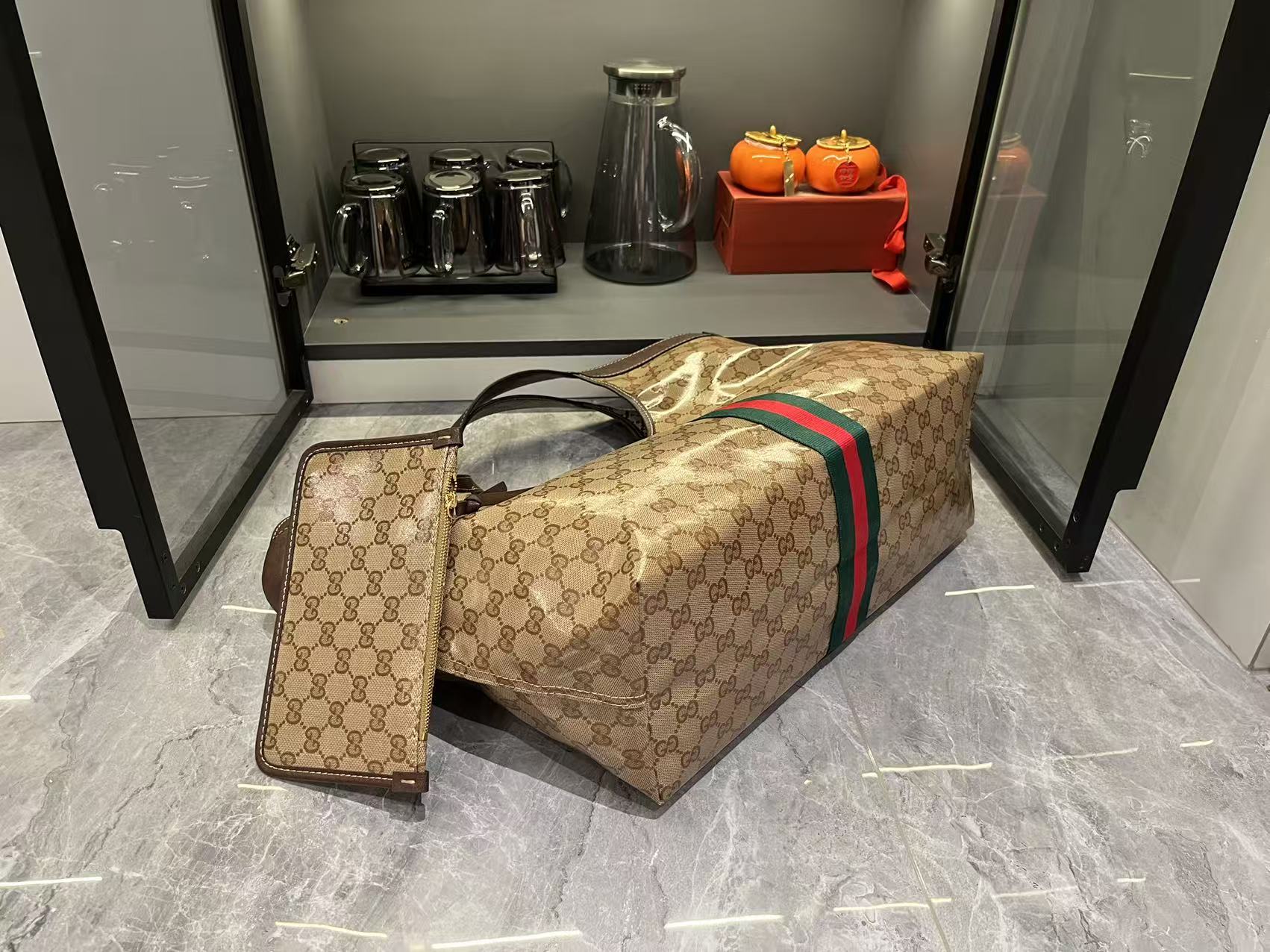 Gucci Giglio GG large tote bag varnished GG fabric - Bag