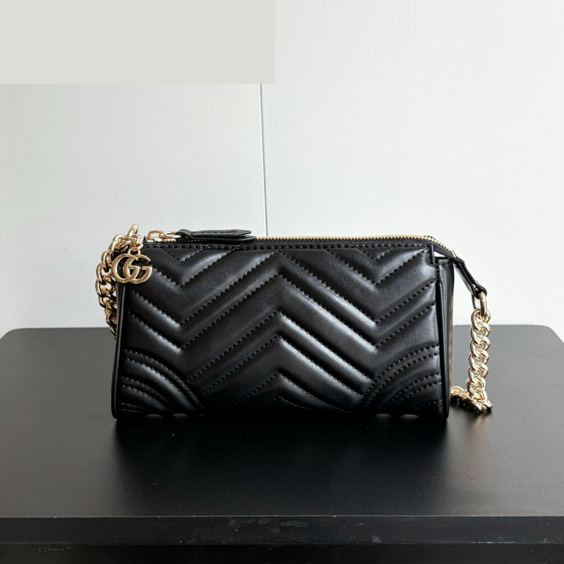 Gucci GG Marmont Black Matelassé Chevron Leather Shoulder Bag