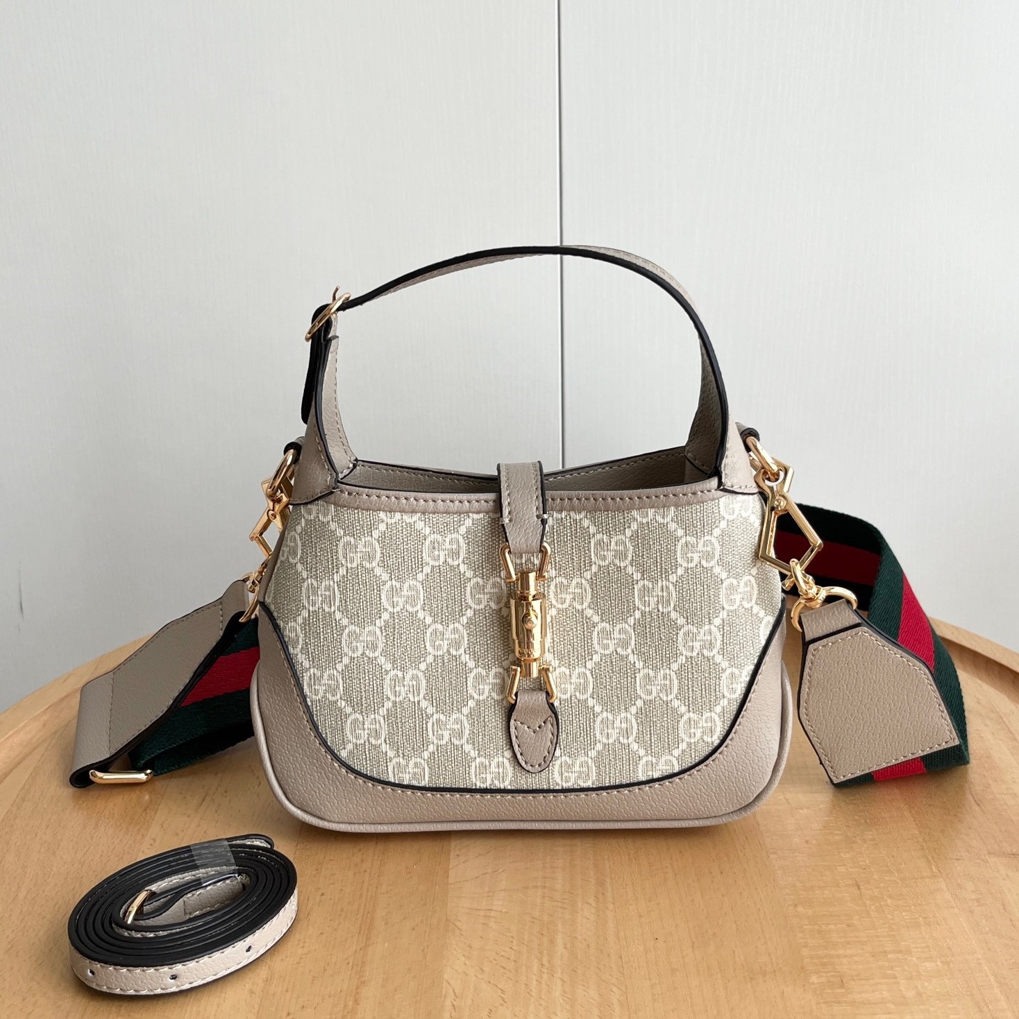 Gucci Jackie 1961 Mini GG And Leather Bag