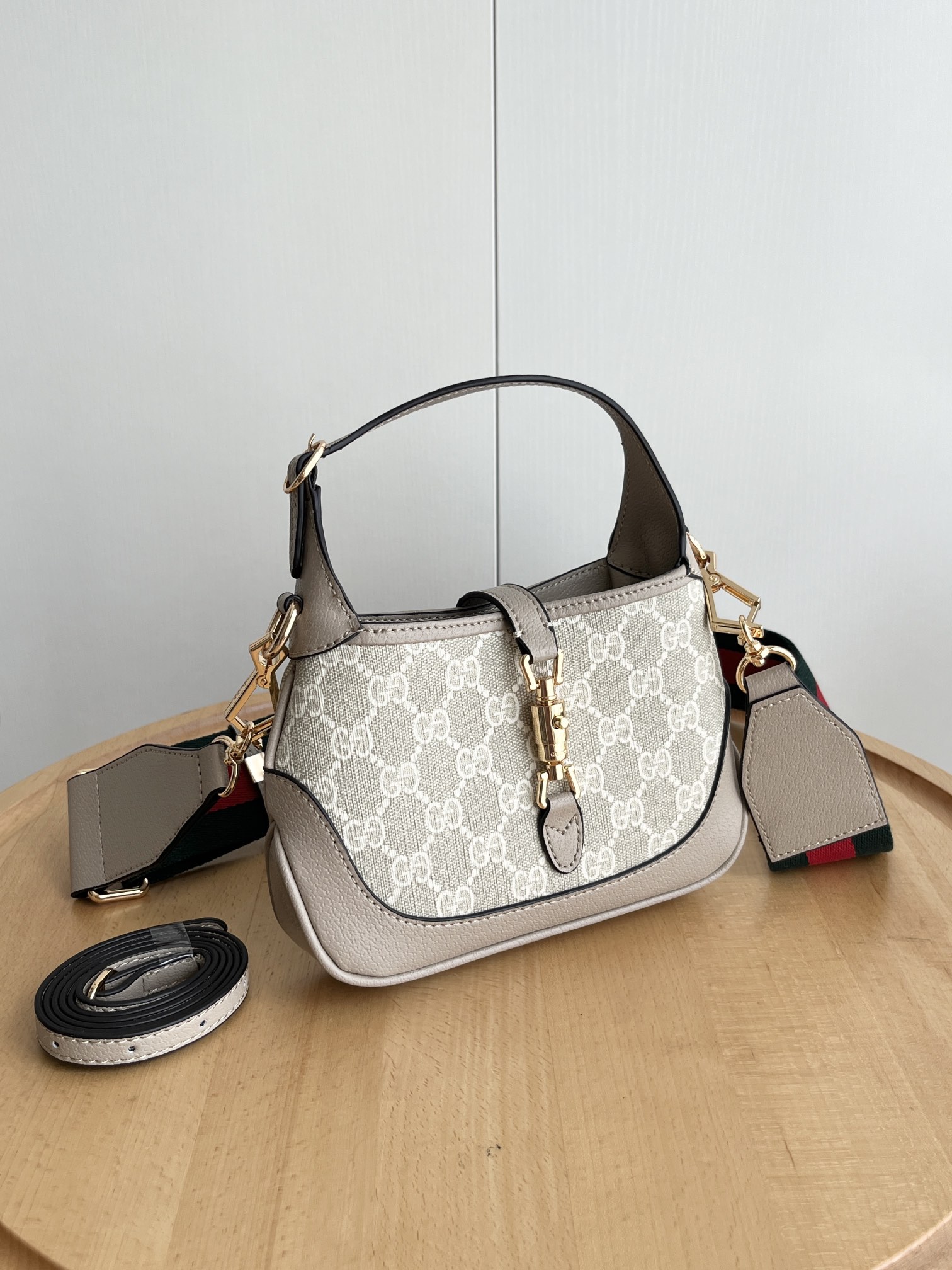 Gucci Jackie 1961 Mini GG And Leather Bag