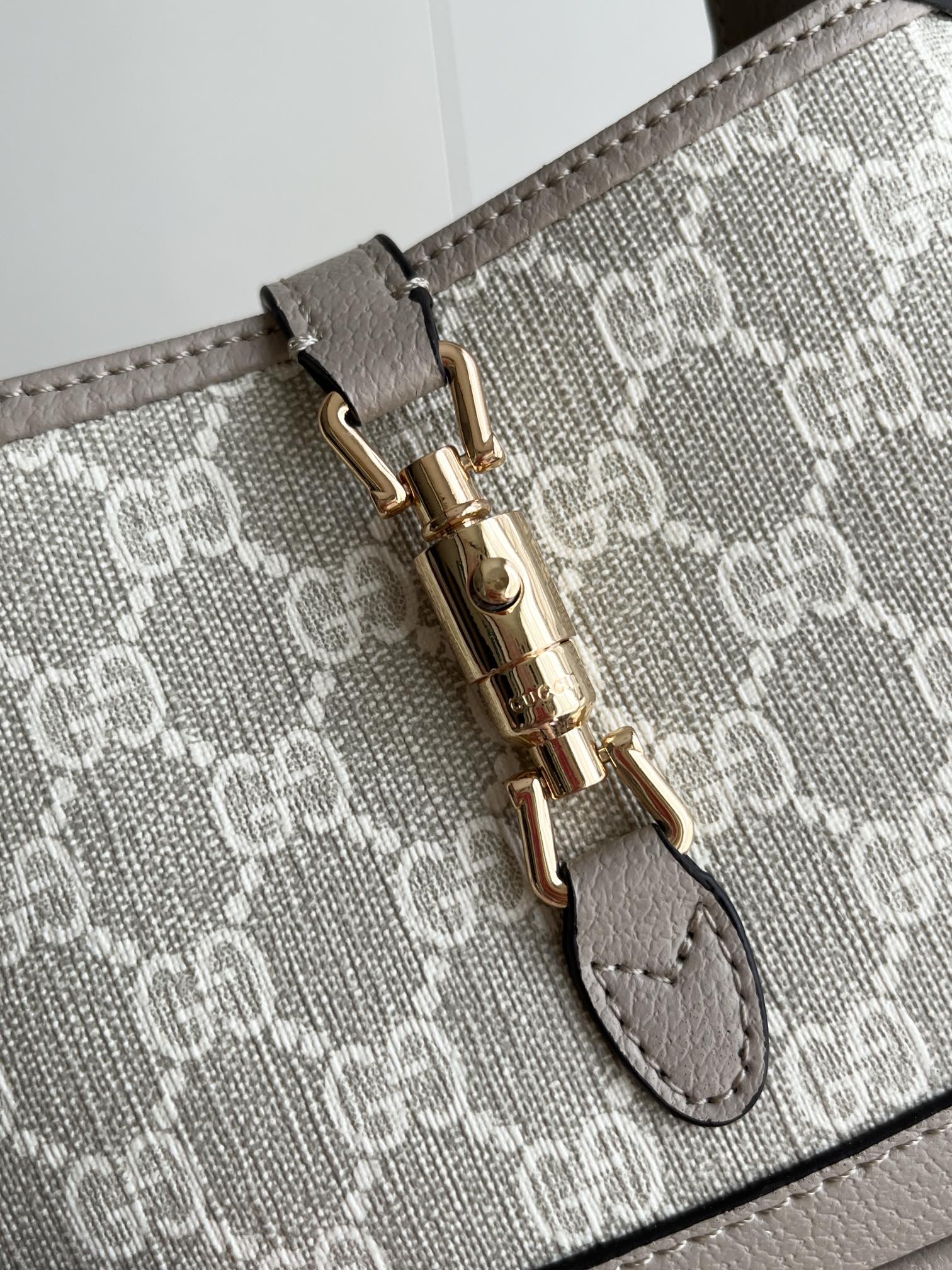 Gucci Jackie 1961 Mini GG And Leather Bag
