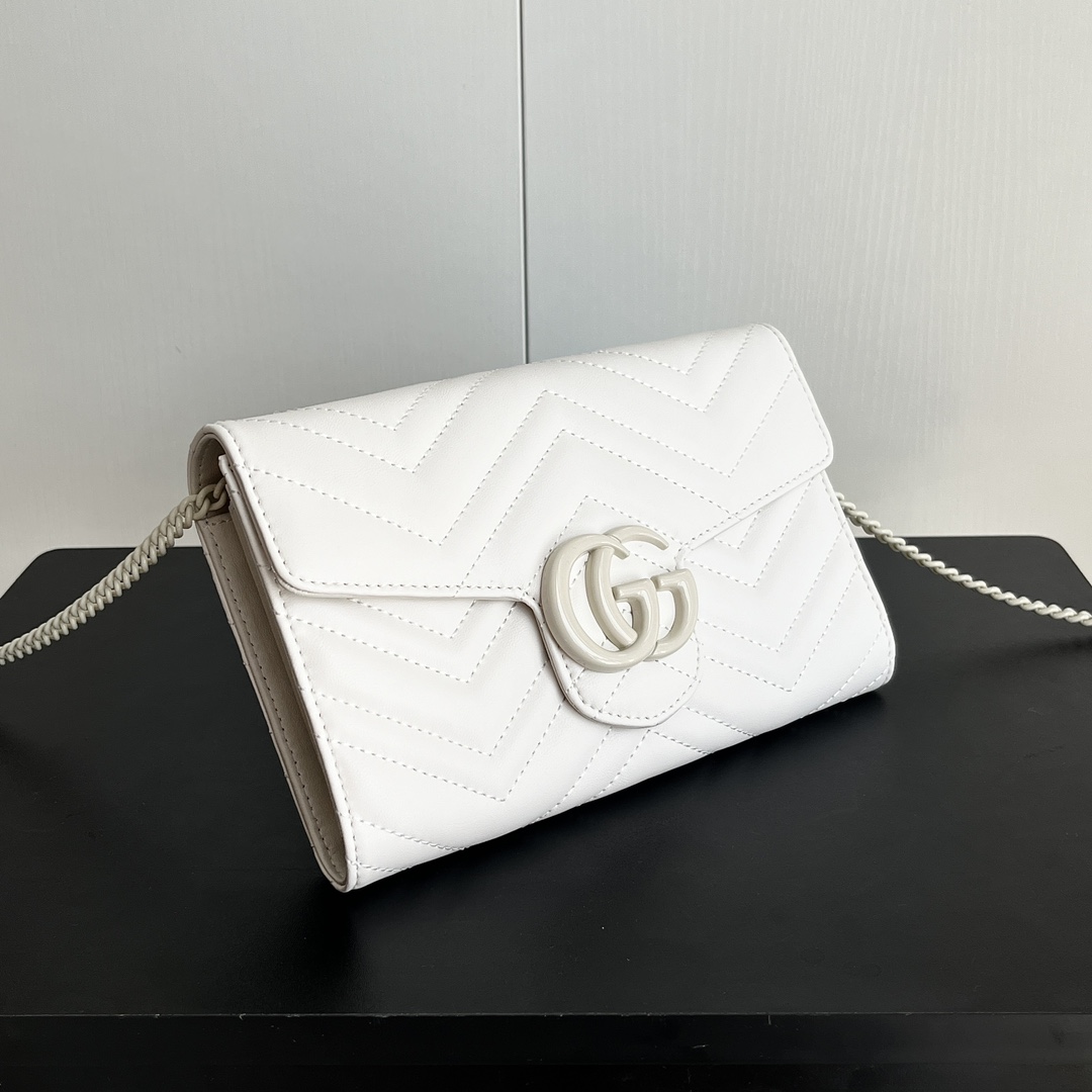 Gucci Marmont Chain Wallet - White Wallet