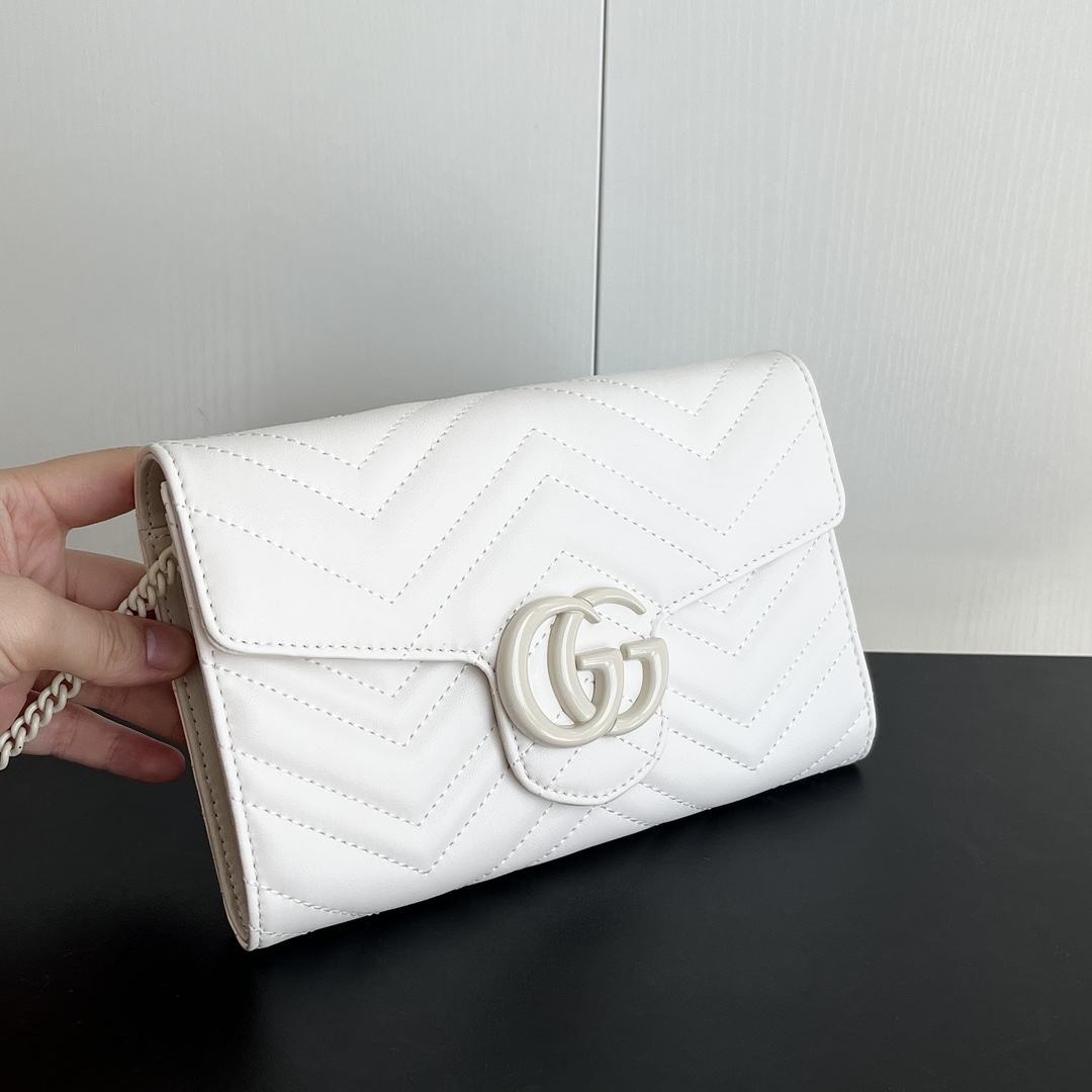 Gucci Marmont Chain Wallet - White Wallet