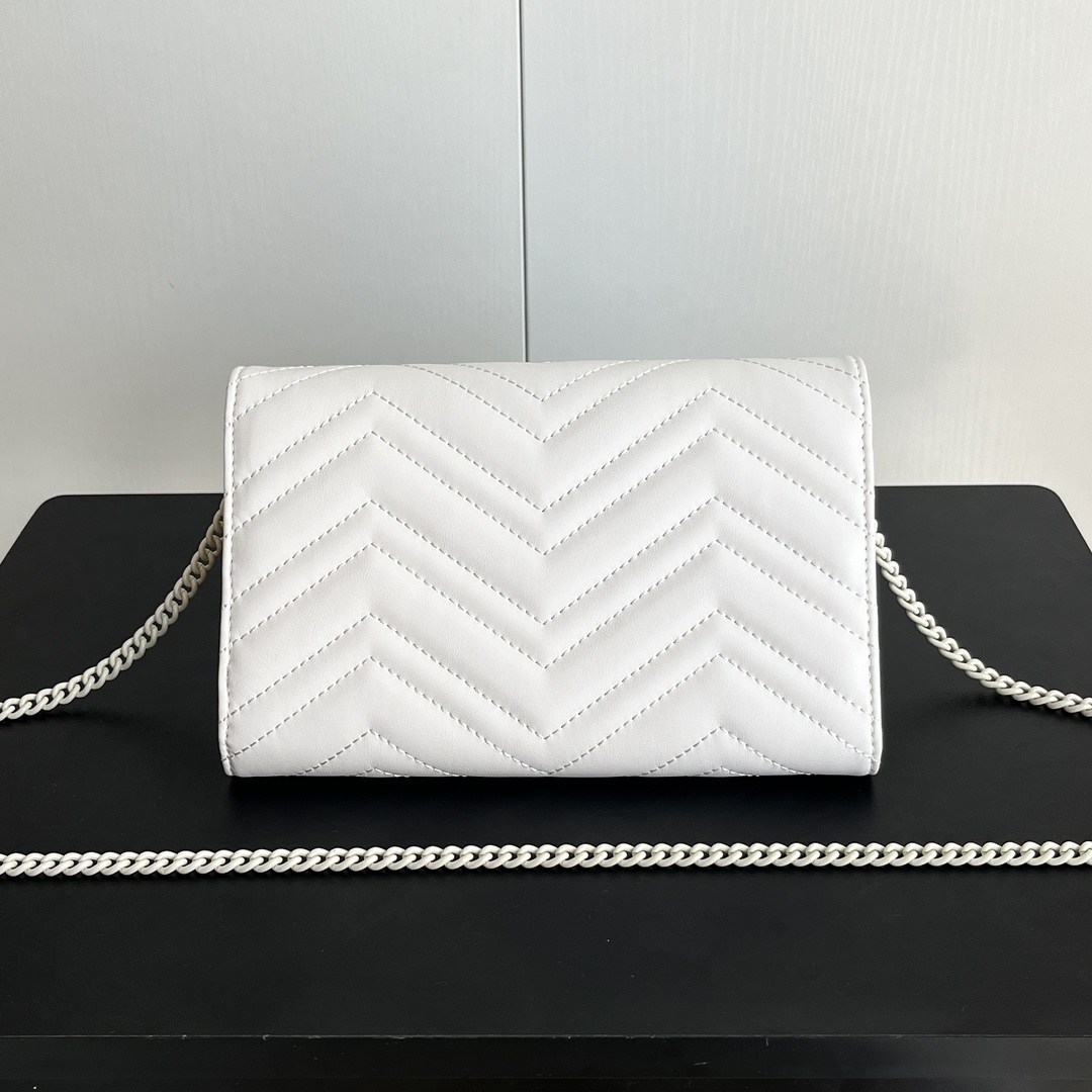 Gucci Marmont Chain Wallet - White Wallet