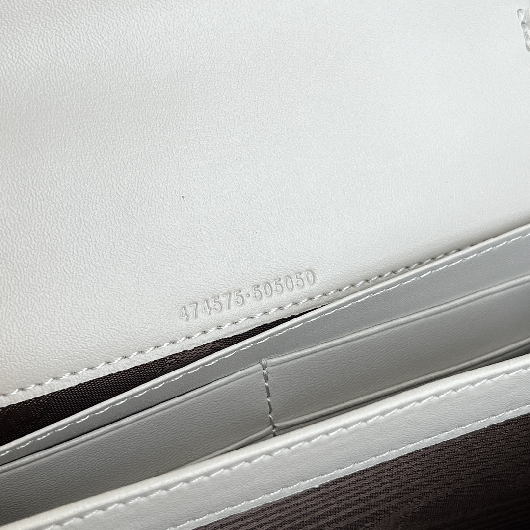 Gucci Marmont Chain Wallet - White Wallet