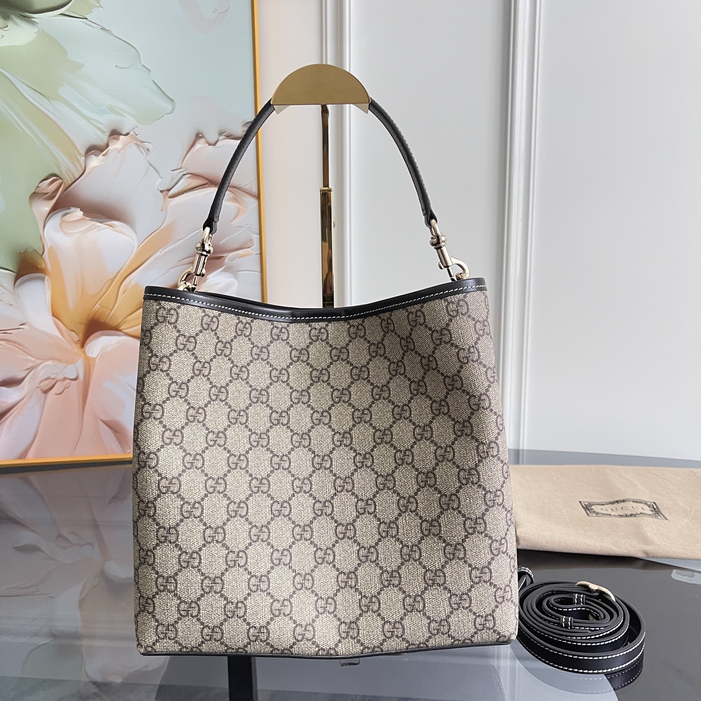 [TOP]Gucci GG Emblem Bucket Bag - Black