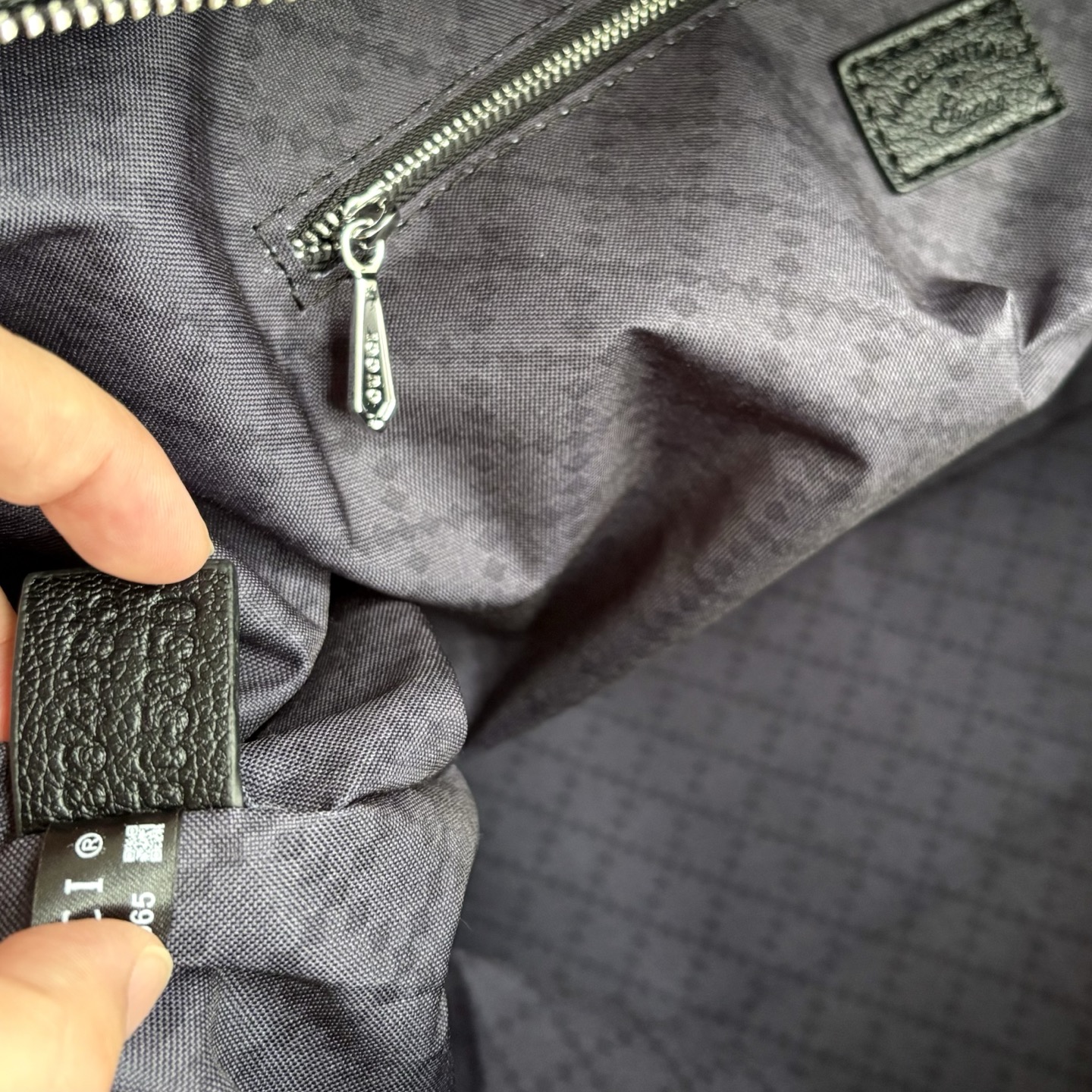 Gucci Brera crossbody bag Black GG canvas - Bag