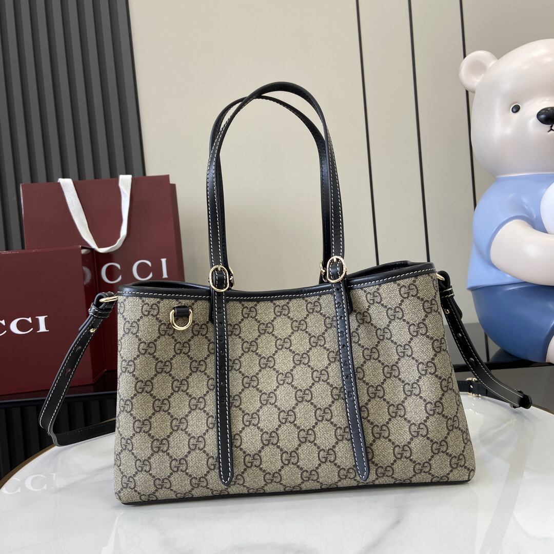 Gucci GG Emblem Medium Black tote bag