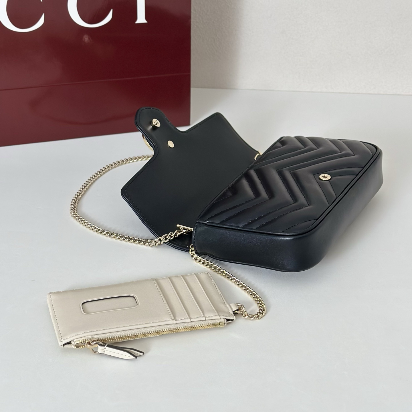 Gucci GG Marmont Black Matelassé Chevron Leather Small Shoulder Bag