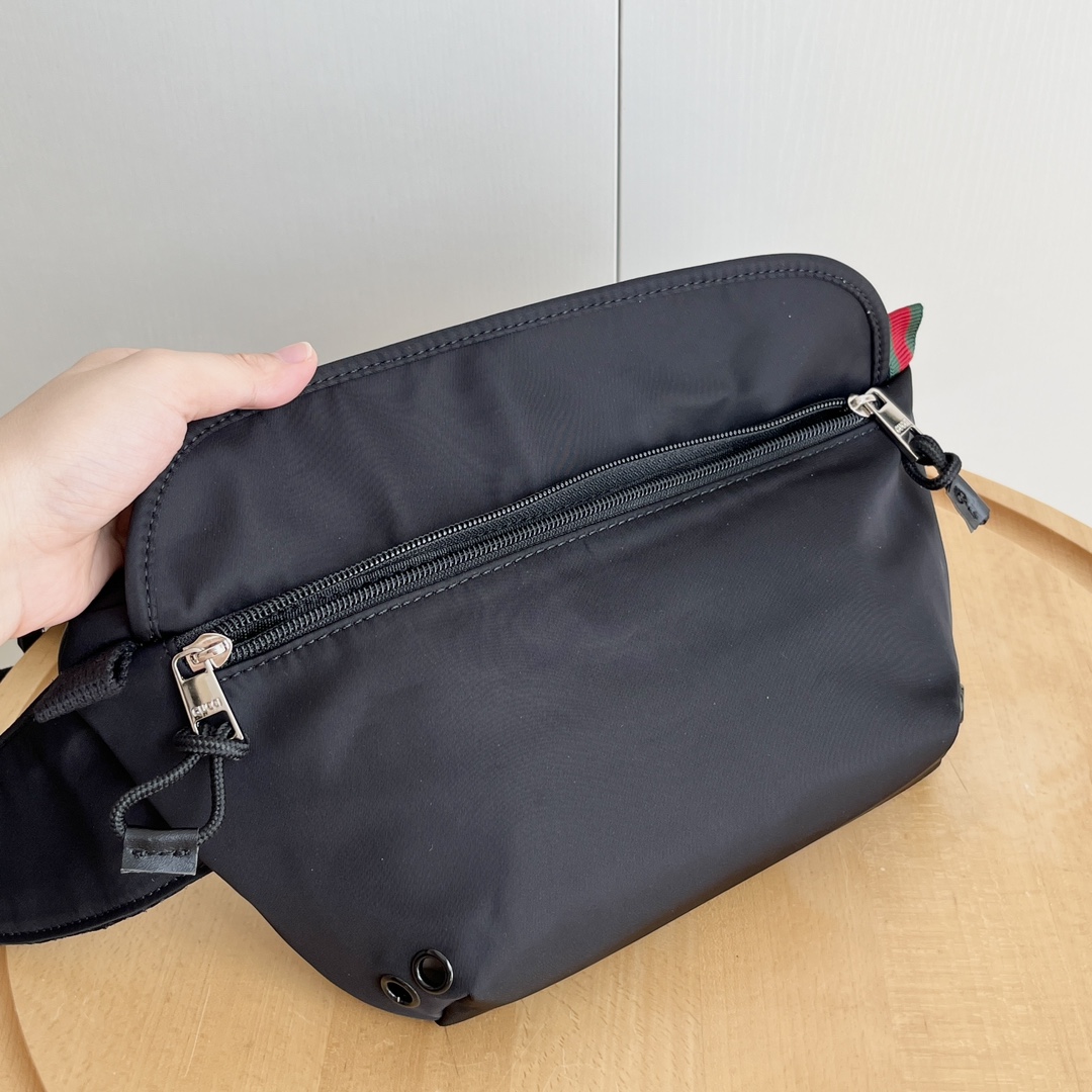 Gucci Satchel - Black Bag