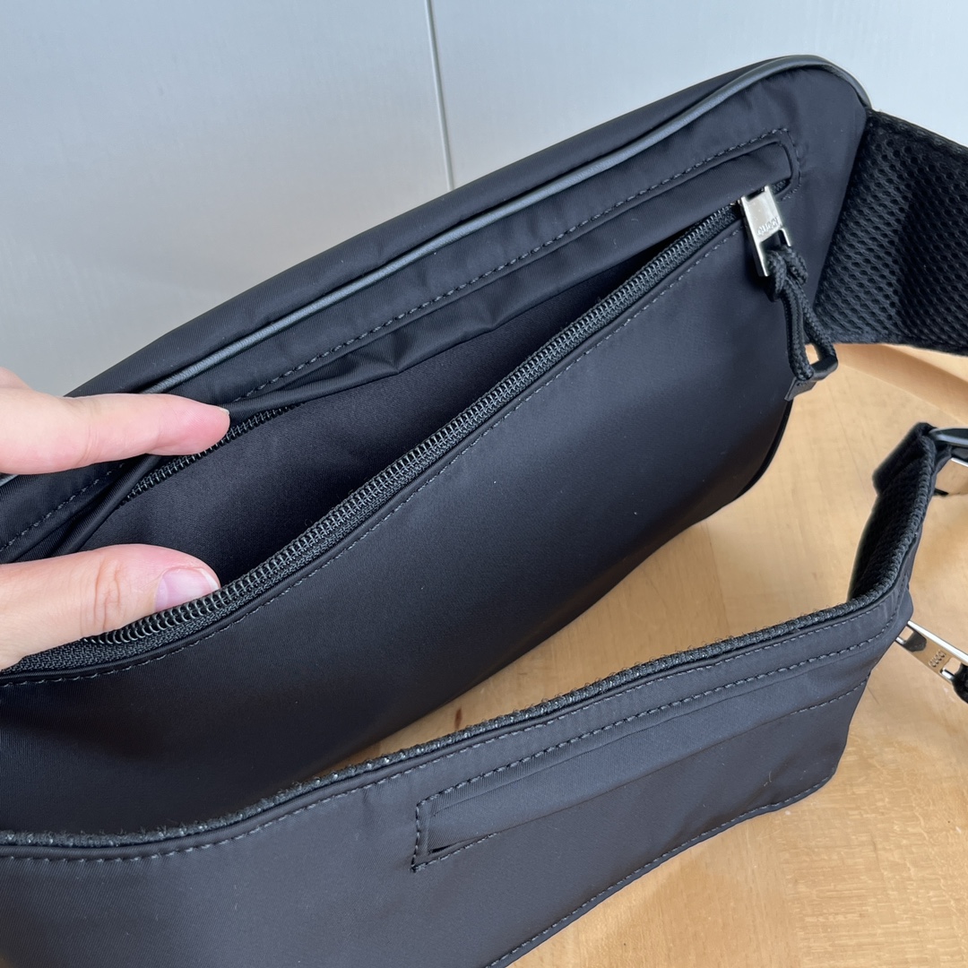 Gucci Satchel - Black Bag
