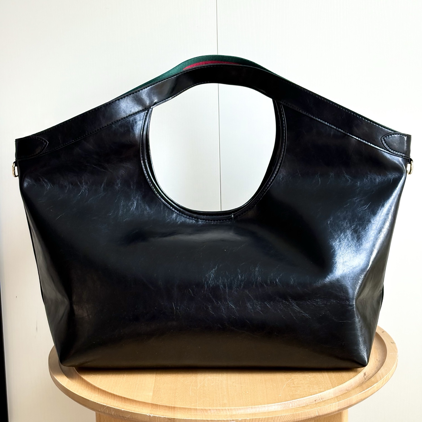 Gucci Giglio large tote bag - Black soft glossy leather