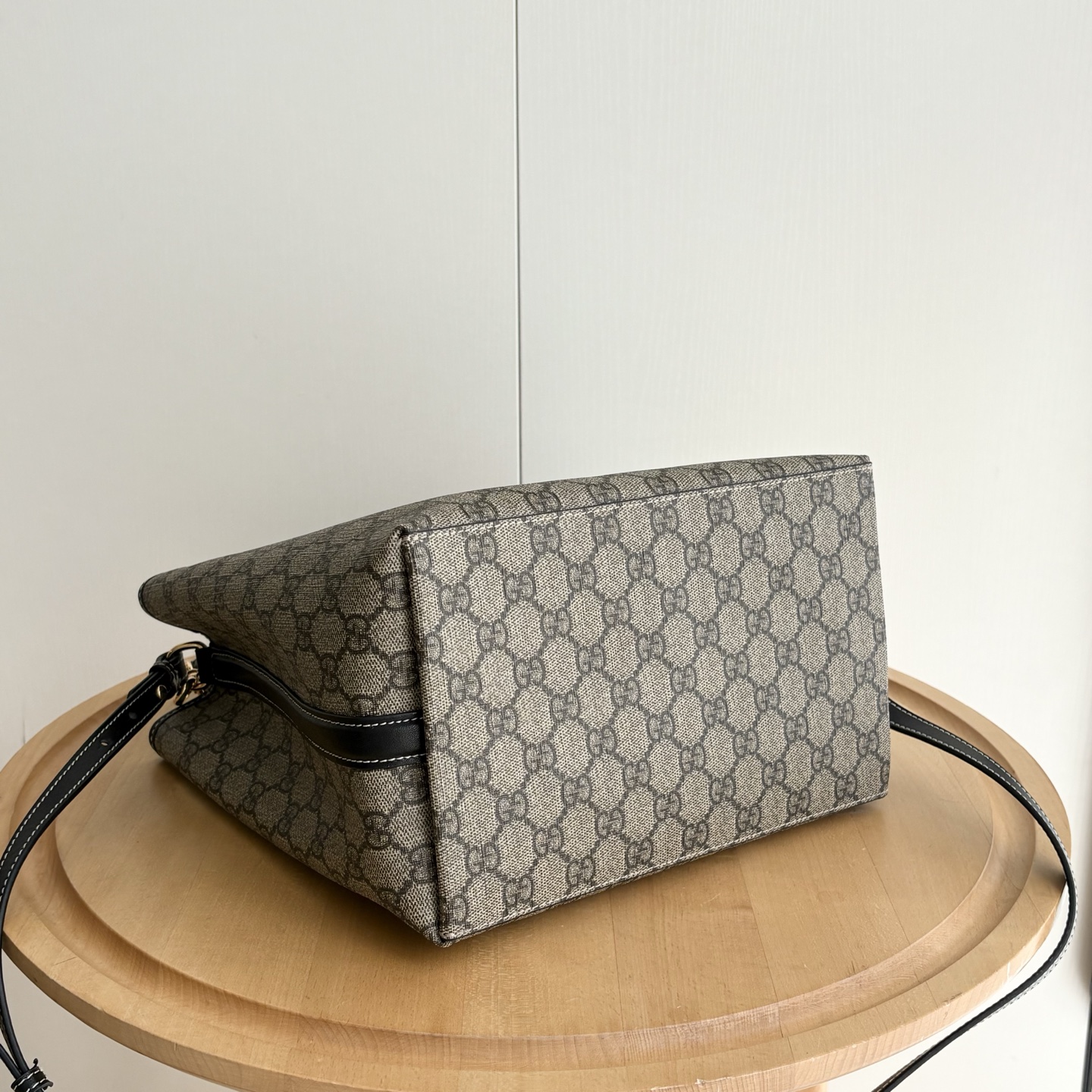 Gucci GG Emblem Bucket Bag - Black