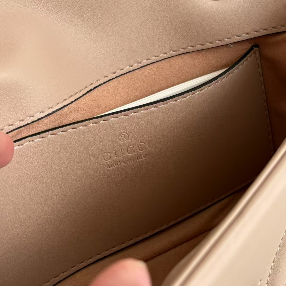 Gucci GG Marmont Shoulder Bag