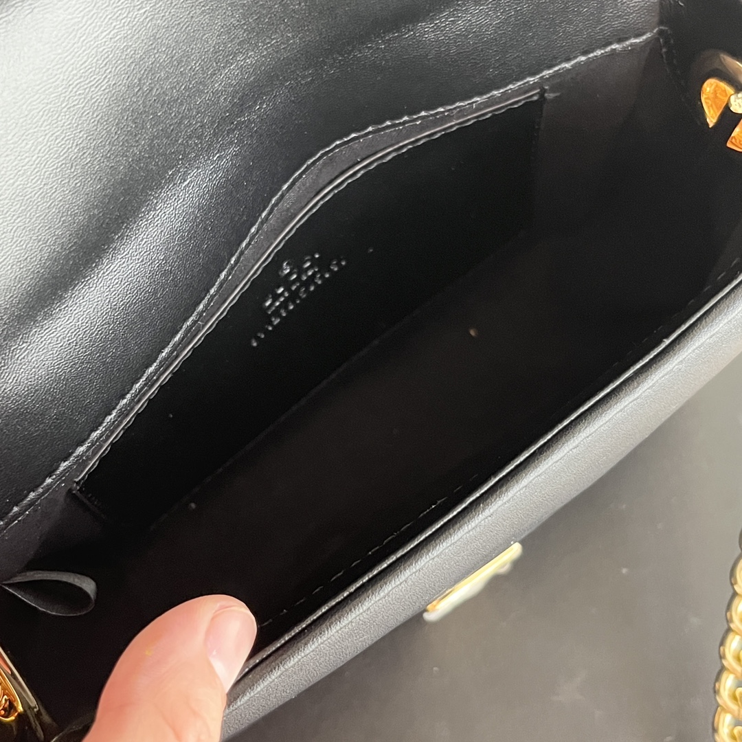 Gucci GG Marmont Mini Top Handle Bag-Black - Bag