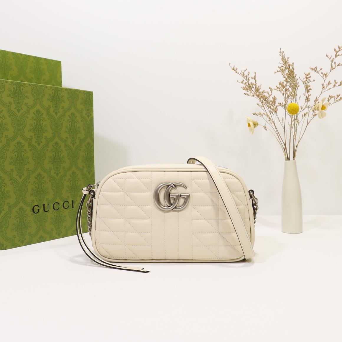 GUCCI GG Marmont Chain Shoulder Bag