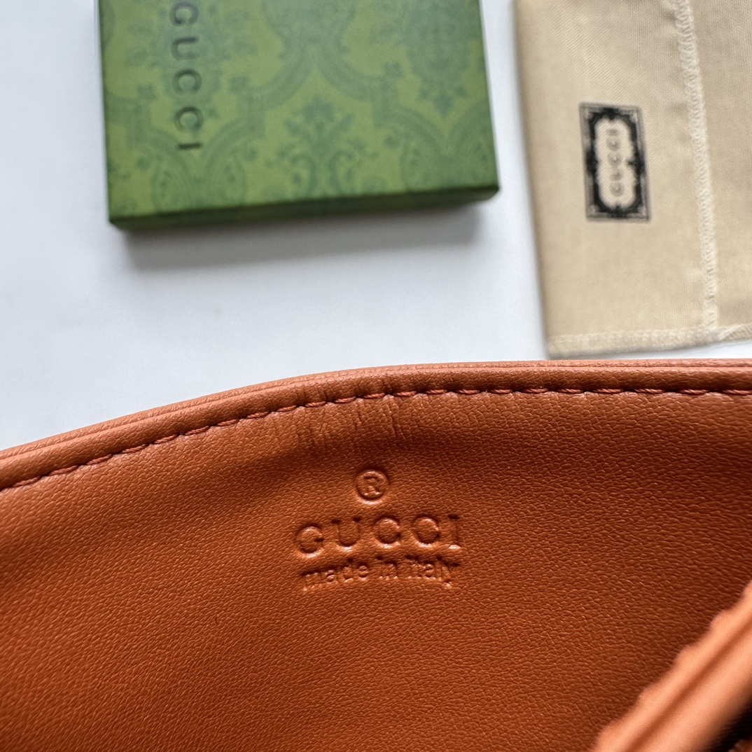 Gucci GG Marmont card case orange leather-wallet