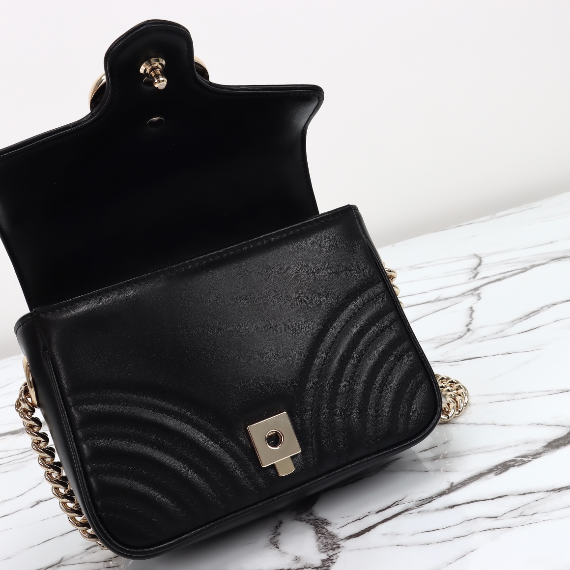 [TOP] Gucci GG Marmont mini top handle bag